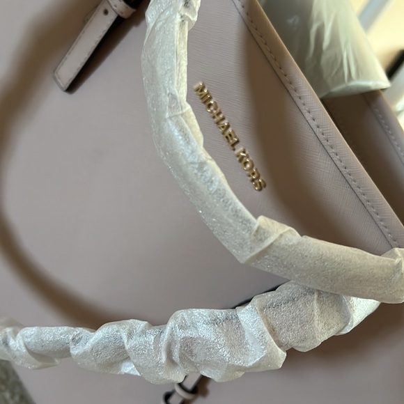 MICHAEL KORS JET SET TRAVEL LARGE TOTE NEW AUTHENTIC 14x11 - Picture 11 of 13